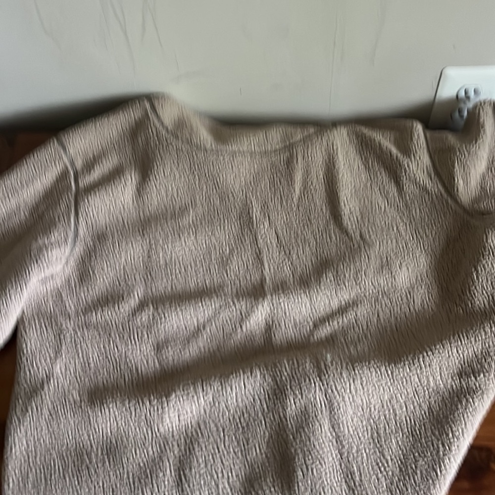 Fleece Pullover - Picture 4 of 4